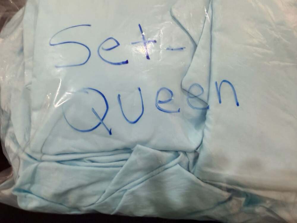 Set Queen Size Light Blue Microfiber Bed Sheet Set